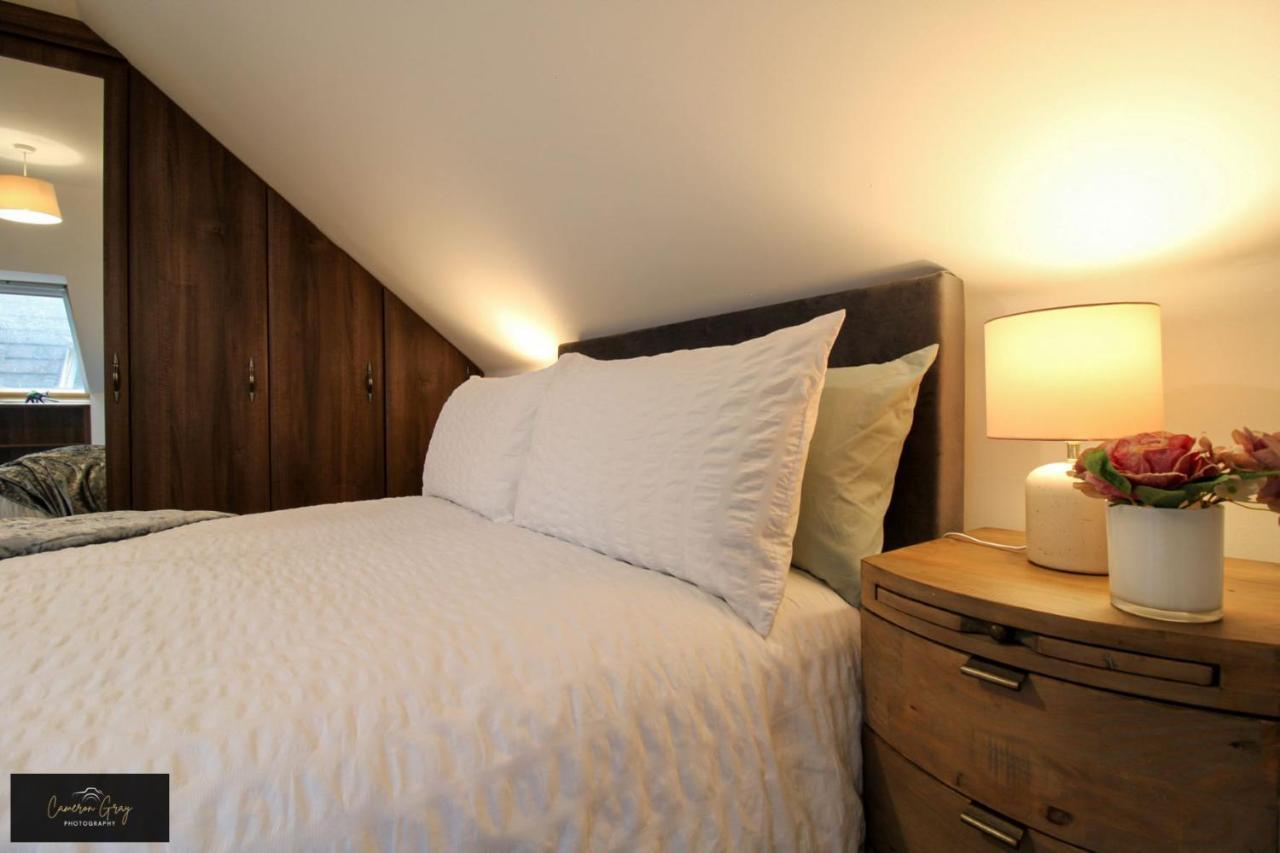 Nice 2 Bed House, Office, Wi-Fi, Free Parking Belfast Ngoại thất bức ảnh